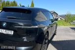 2023 BMW iX xDrive 40 HENGERFESTE HEAD-UP KAMERA SERVICEAVTALE