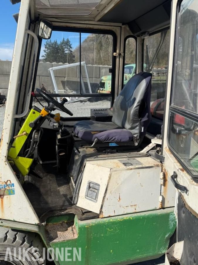 Truck - Clark GPM25L - IKKE MVA