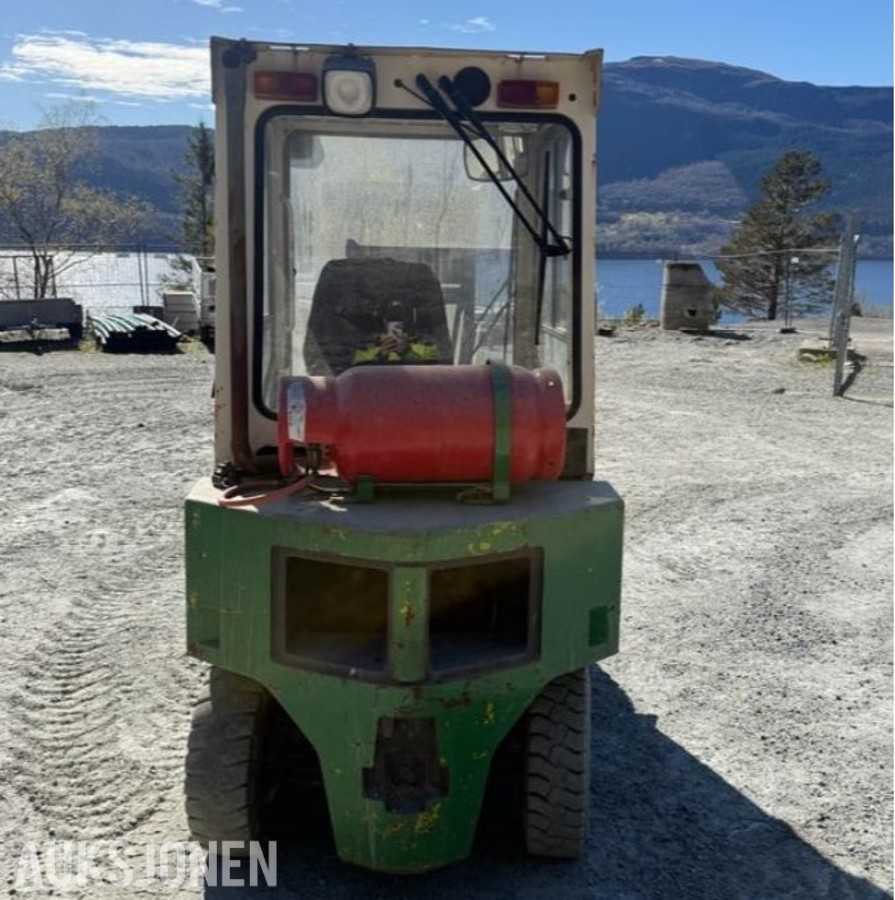 Truck - Clark GPM25L - IKKE MVA
