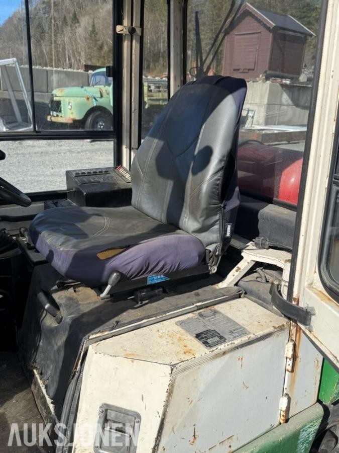 Truck - Clark GPM25L - IKKE MVA
