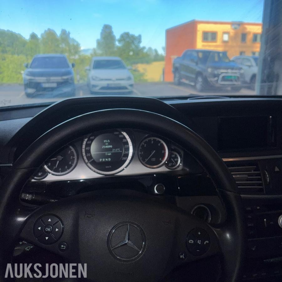 2011 Mercedes-Benz E220 CDI W212 2.1 170HK Automat, reparasjonsobjekt