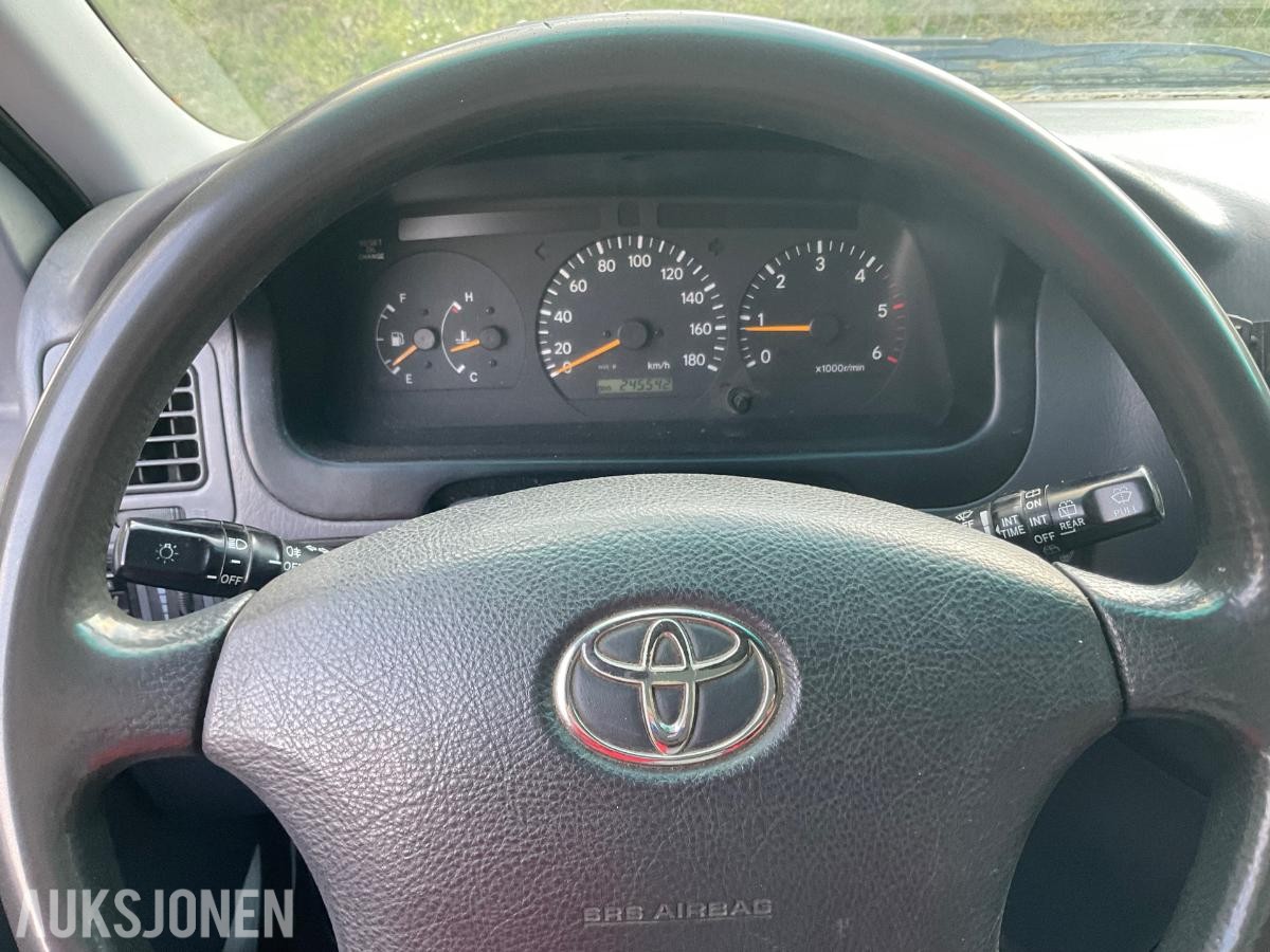 2007 Toyota HiAce 4 WD 117 hk D4d 245542km