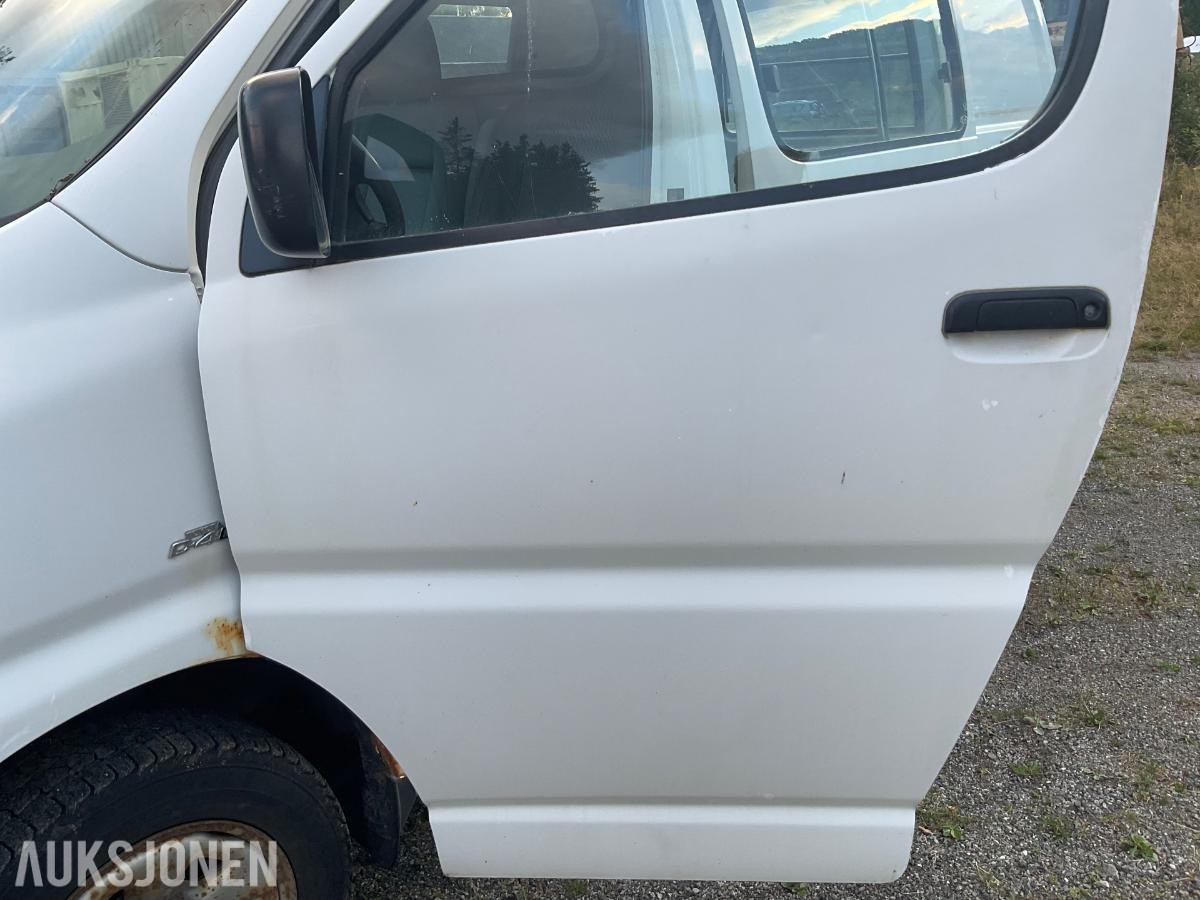 2007 Toyota HiAce 4 WD 117 hk D4d 245542km