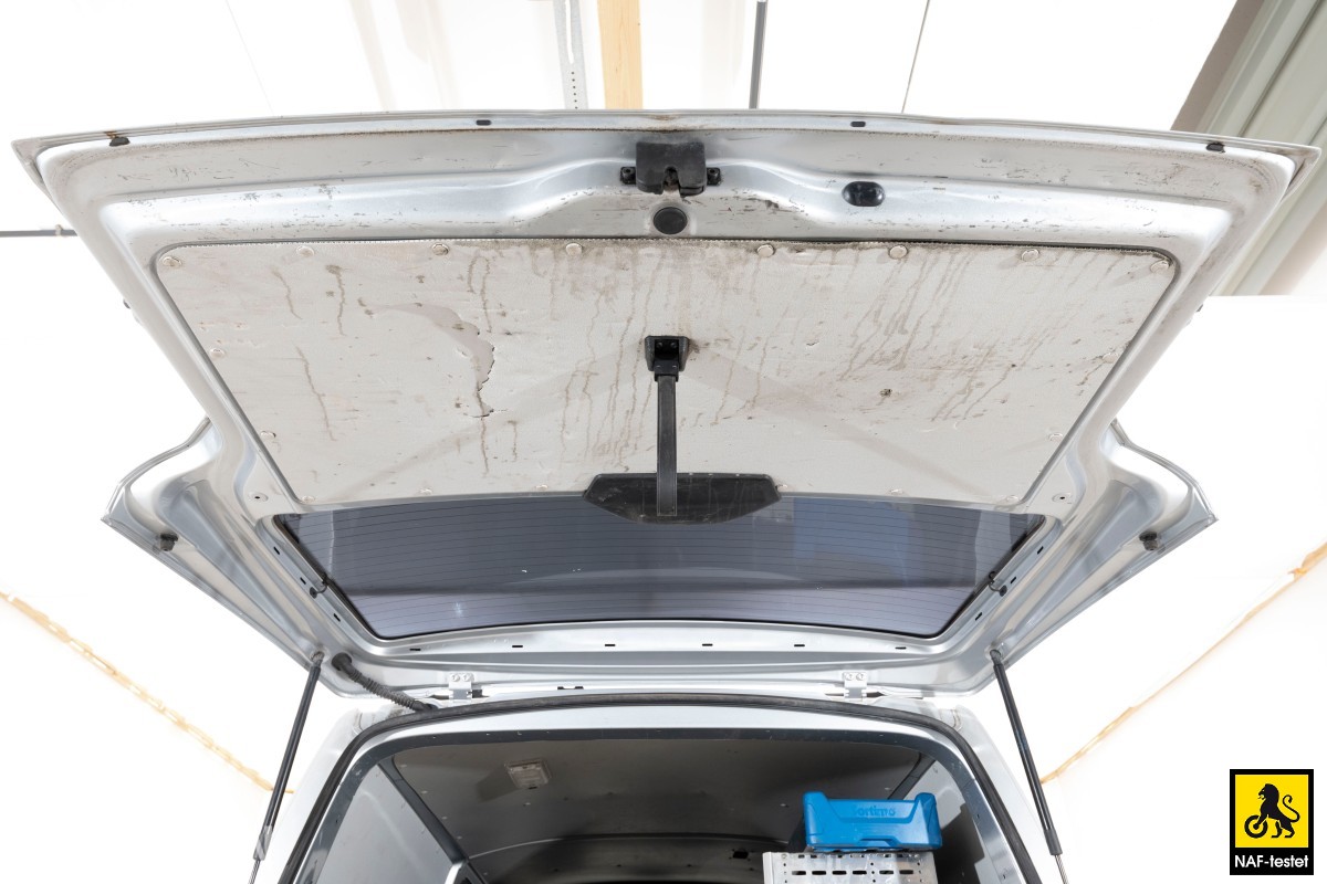 2020 VOLKSWAGEN TRANSPORTER 2,0 TDI 150HK LANG 4MOTION HENGERFESTE VARMER INNREDNING