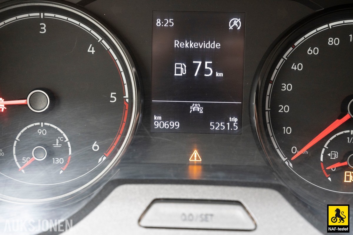 2020 VOLKSWAGEN TRANSPORTER 2,0 TDI 150HK LANG 4MOTION HENGERFESTE VARMER INNREDNING