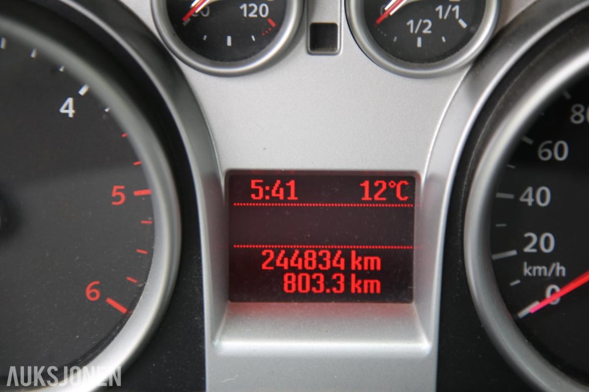 2010 Ford Focus 1.6 Bensin 109hk Cruisekontroll S+V dekk