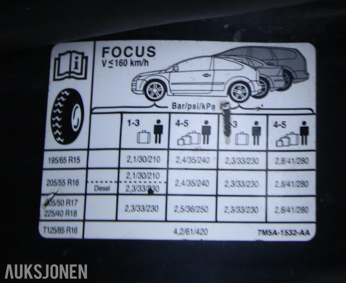 2010 Ford Focus 1.6 Bensin 109hk Cruisekontroll S+V dekk