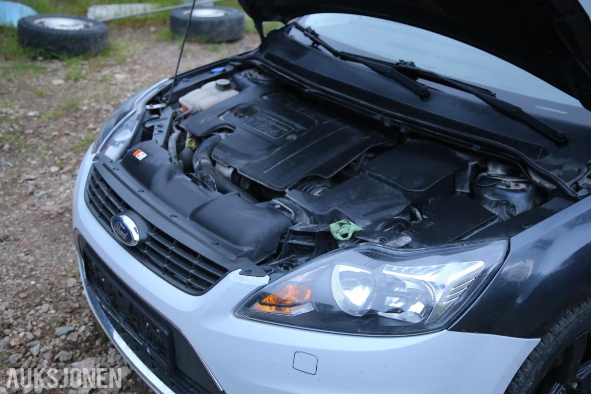 2010 Ford Focus 1.6 Bensin 109hk Cruisekontroll S+V dekk