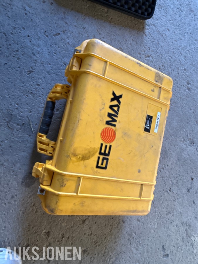 2025 Geomax Zenith60 Pro