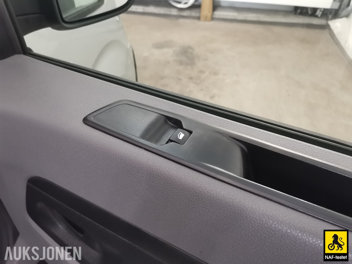 2019 Peugeot Expert 2,0 HDI 120HK L2 HENGERFESTE KAMERA SKYVEDØRER