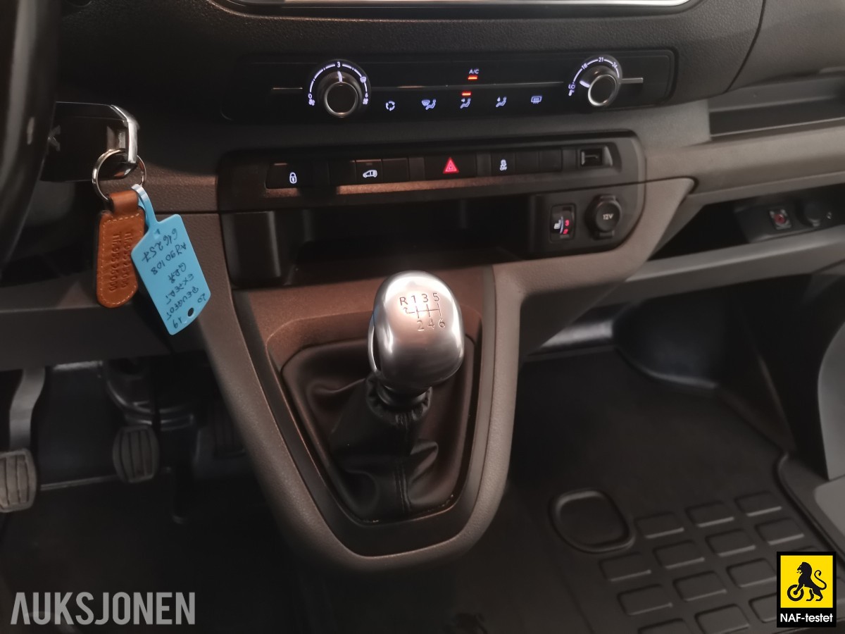 2019 Peugeot Expert 2,0 HDI 120HK L2 HENGERFESTE KAMERA SKYVEDØRER