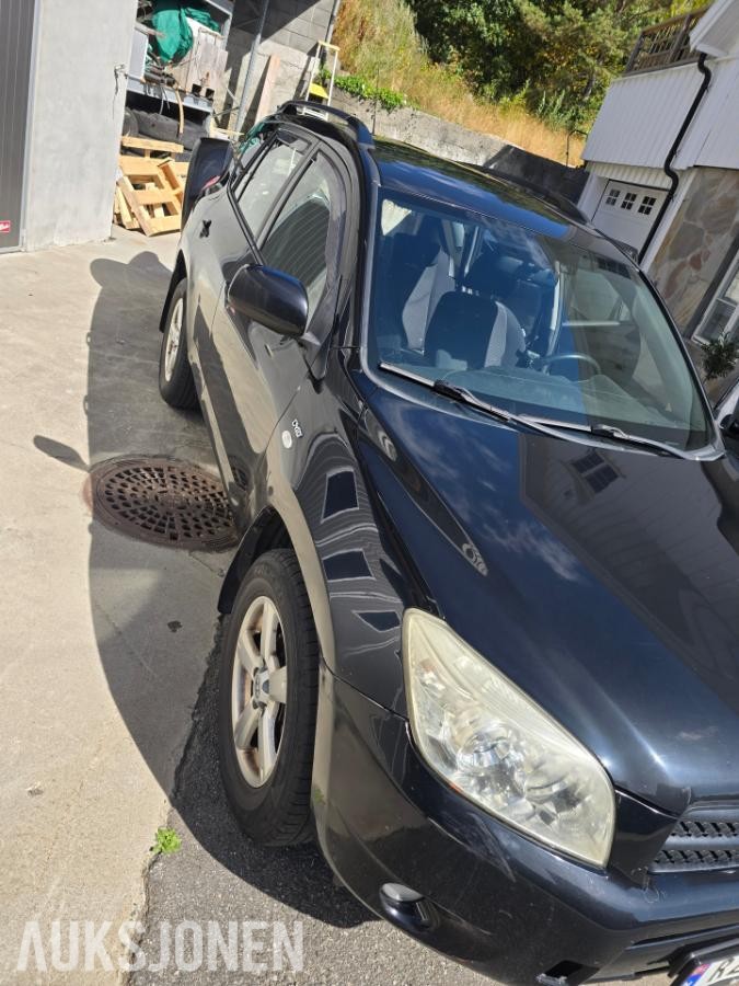 2006 Toyota RAV4 2.2 136hk 4WD 273000km