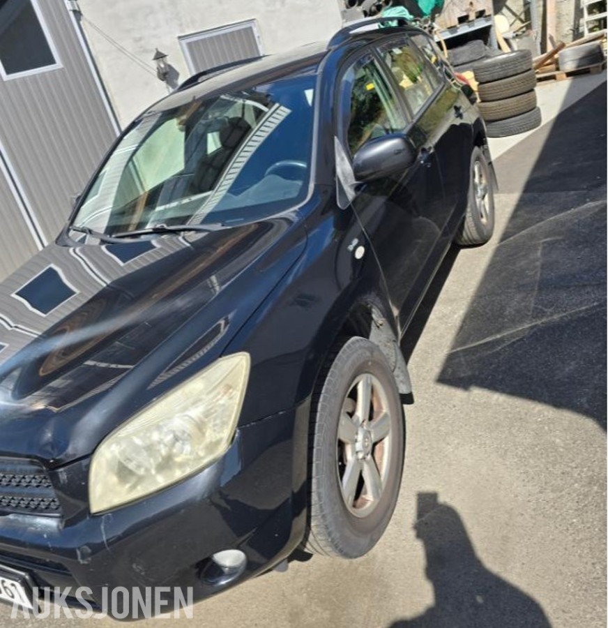 2006 Toyota RAV4 2.2 136hk 4WD 273000km