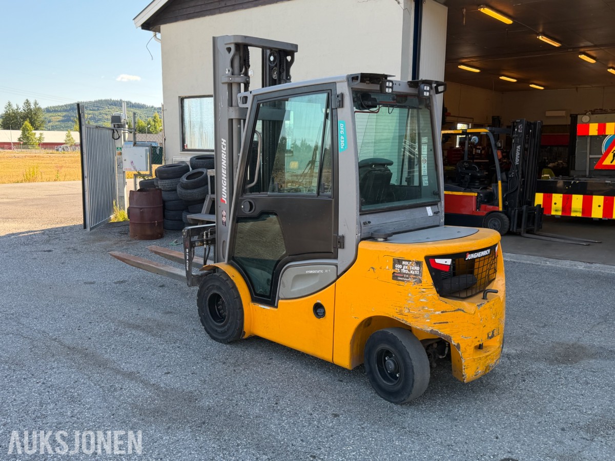 2017 Jungheinrich DFG 430s Dieseltruck med langgaffler