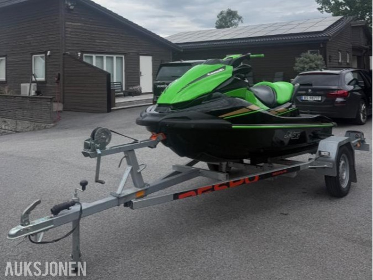 2024 Vannscooter - Kawasaki STX160X - med 2024-modell Respo-henger.