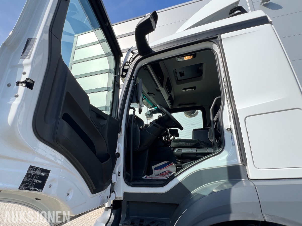 2021 Mercedes-Benz Actros 2635 6x2 vekselflakbil med Zepro bakløfter