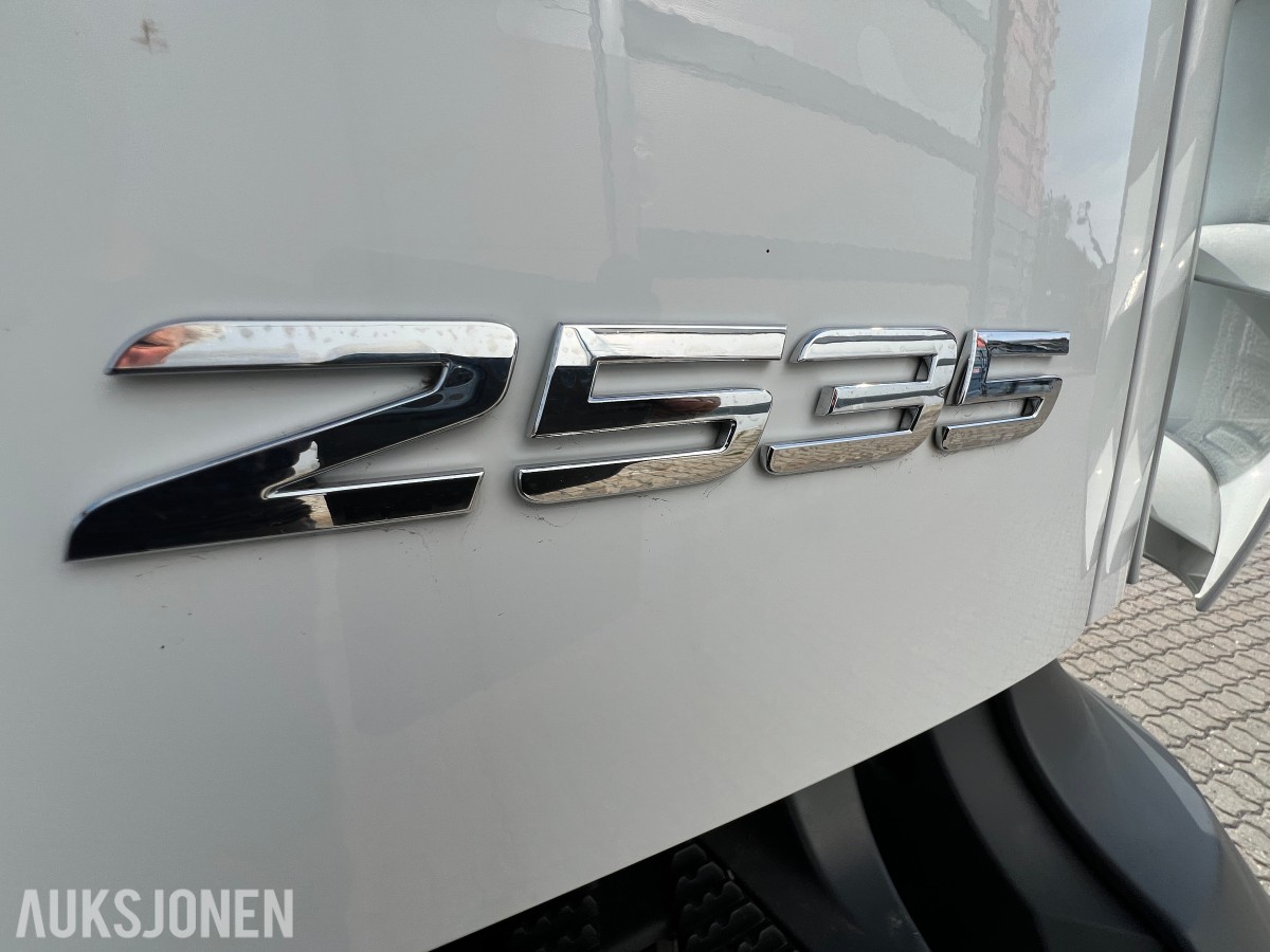 2021 Mercedes-Benz Actros 2635 6x2 vekselflakbil med Zepro bakløfter