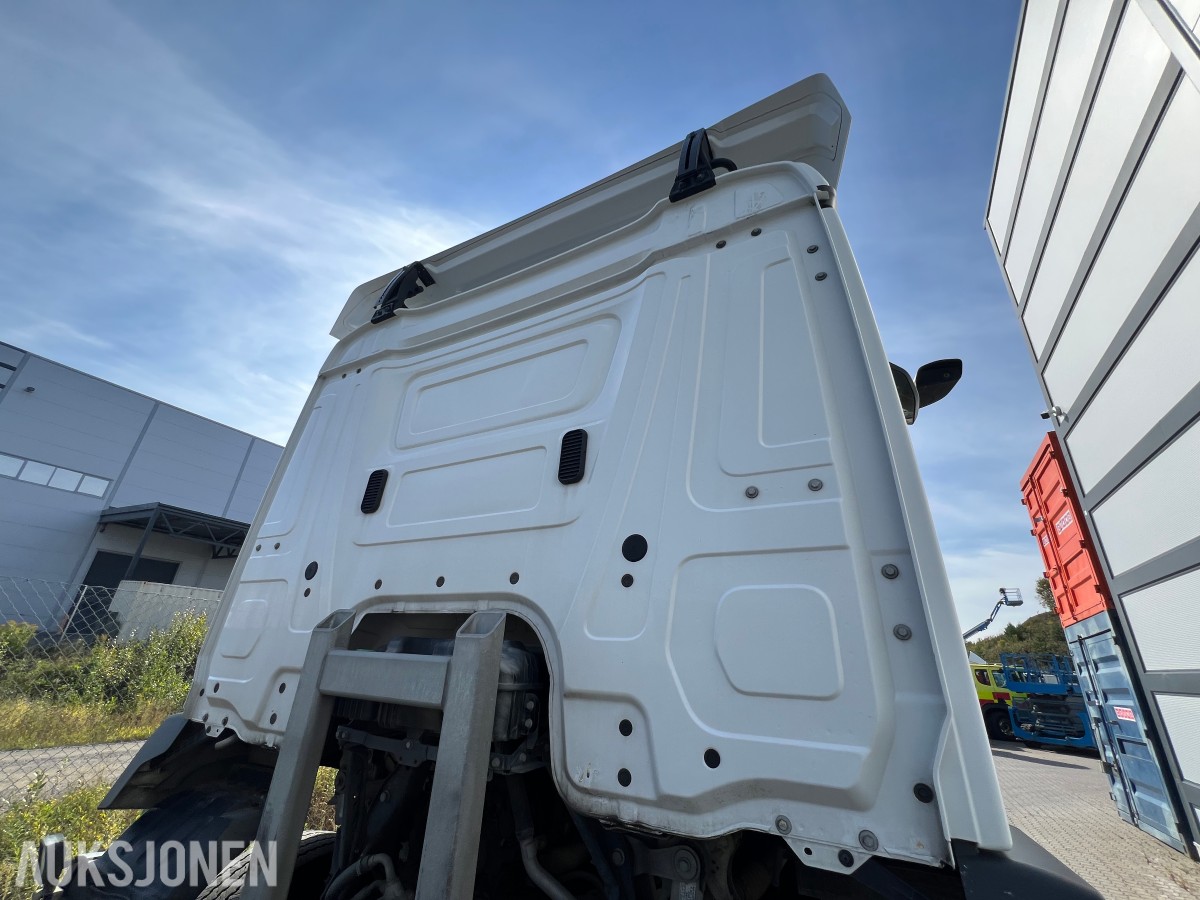 2021 Mercedes-Benz Actros 2635 6x2 vekselflakbil med Zepro bakløfter