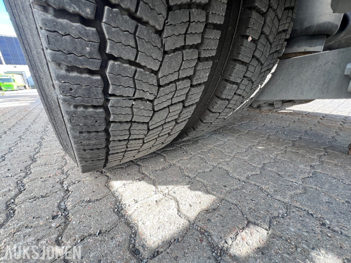 2021 Mercedes-Benz Actros 2635 6x2 vekselflakbil med Zepro bakløfter