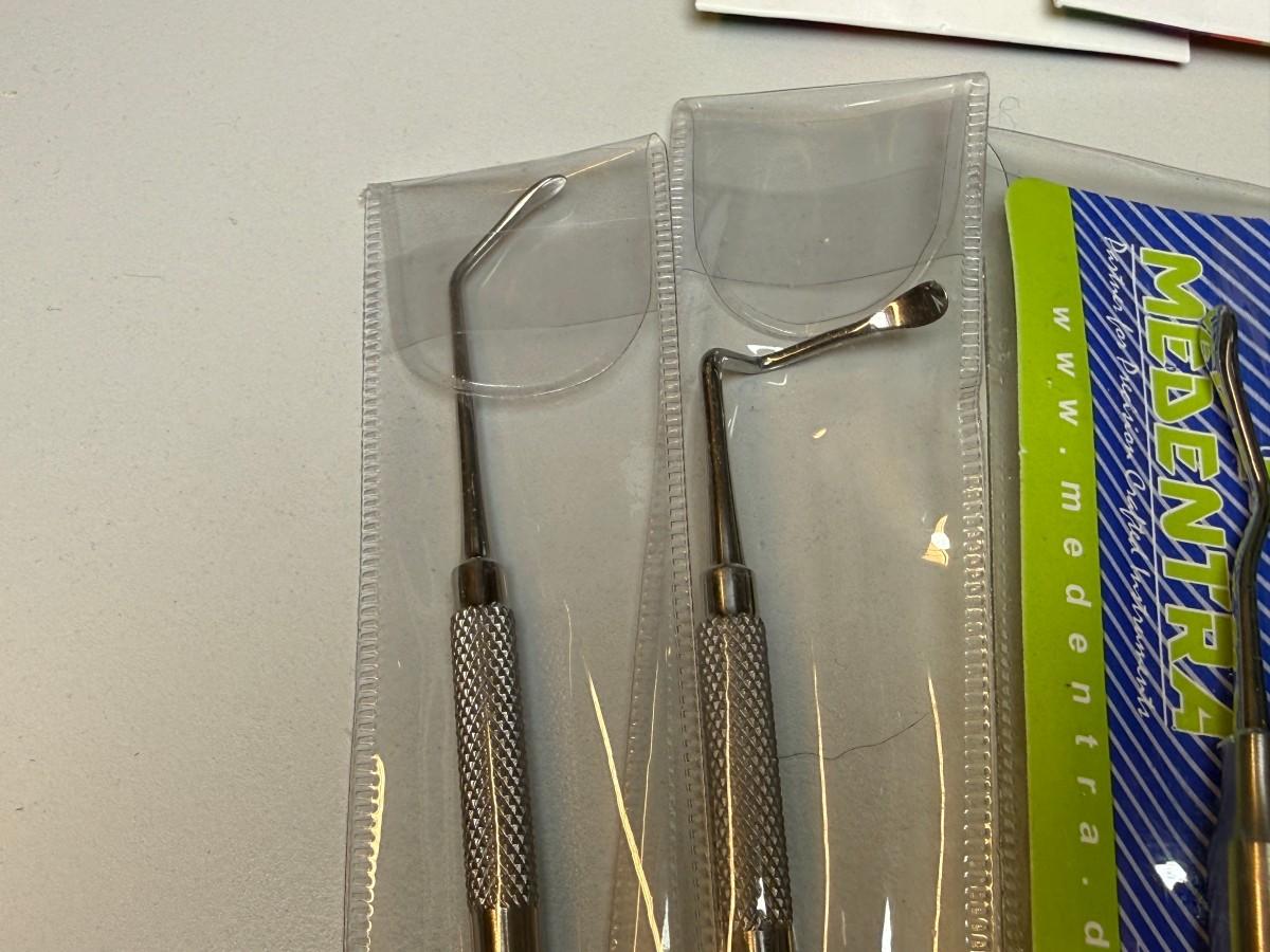 16 stk dentale håndinstrumenter - Medixdent Elite og Medentra