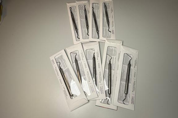 9 stk MedixDent Elite endodontiske og periodontale instrumenter
