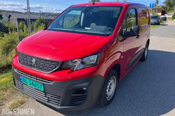 2021 Peugeot Partner, 1,5 HDi 100hk L1 Reg.reim, vannpumpe, stor service, 3-seter, S+V dekk, 125500km