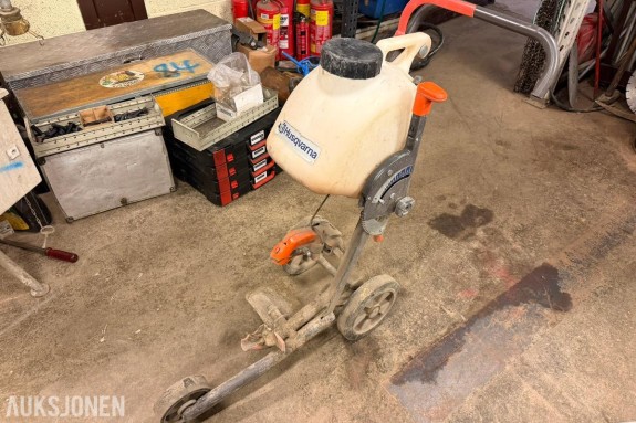 Husqvarna kappvogn med vanntank