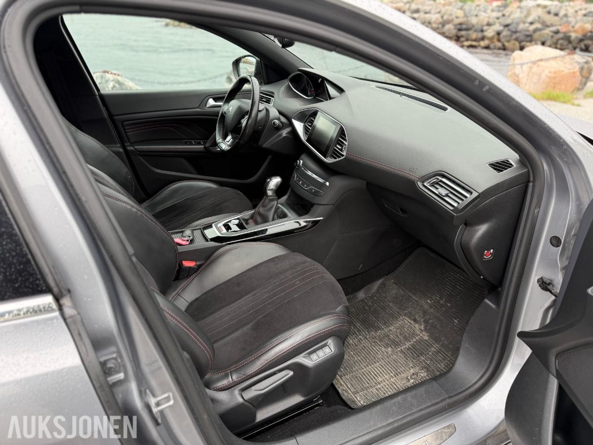 2015 Peugeot 308 SW 1,2 PureTech, Cruisekontroll, S+V dekk
