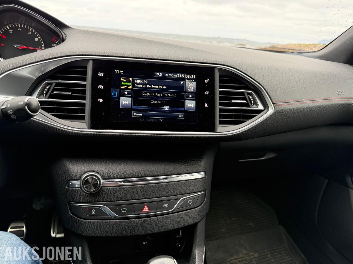 2015 Peugeot 308 SW 1,2 PureTech, Cruisekontroll, S+V dekk