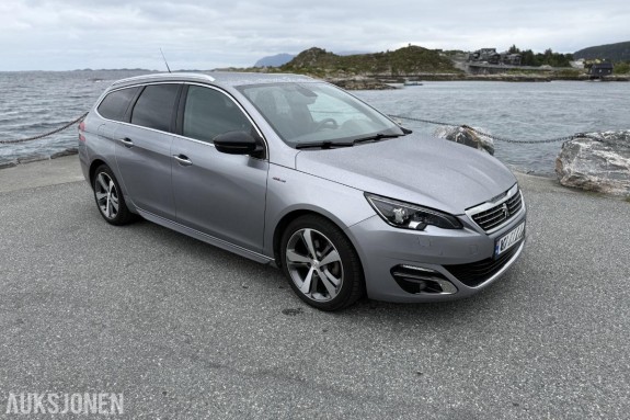 2015 Peugeot 308 SW 1,2 PureTech, Cruisekontroll, S+V dekk