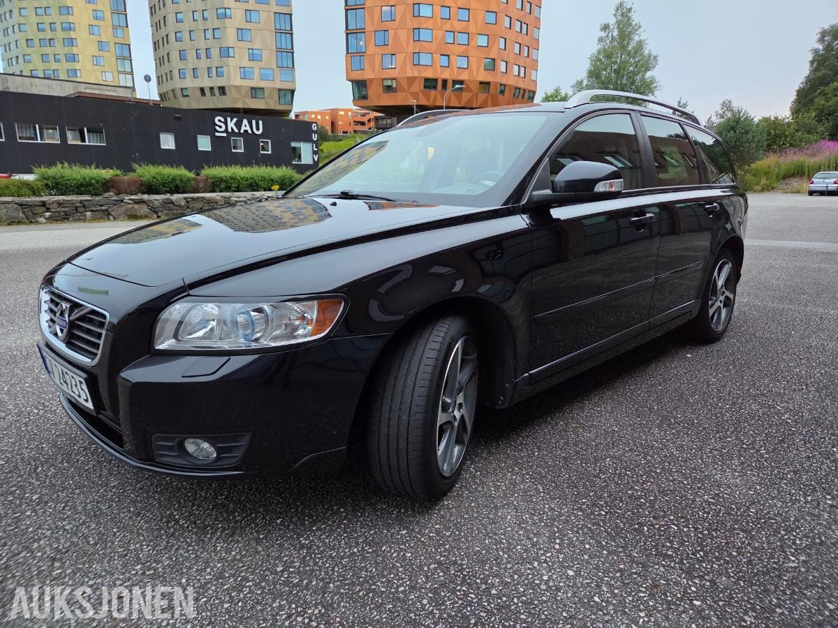 2012 Volvo V50 1,6D 114hk Manuell Bluetooth Aluminiumpedaler 128 400 km