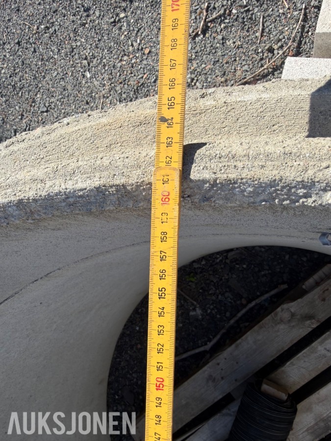 Betongkummer Ø160/80 cm med tilhørende justeringsringer