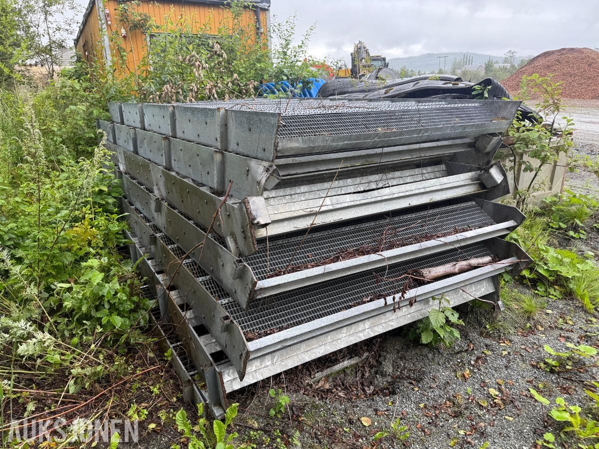 Galvaniserte ståltrapper / industritrapper – 4,60x2,03 m – 14 trinn