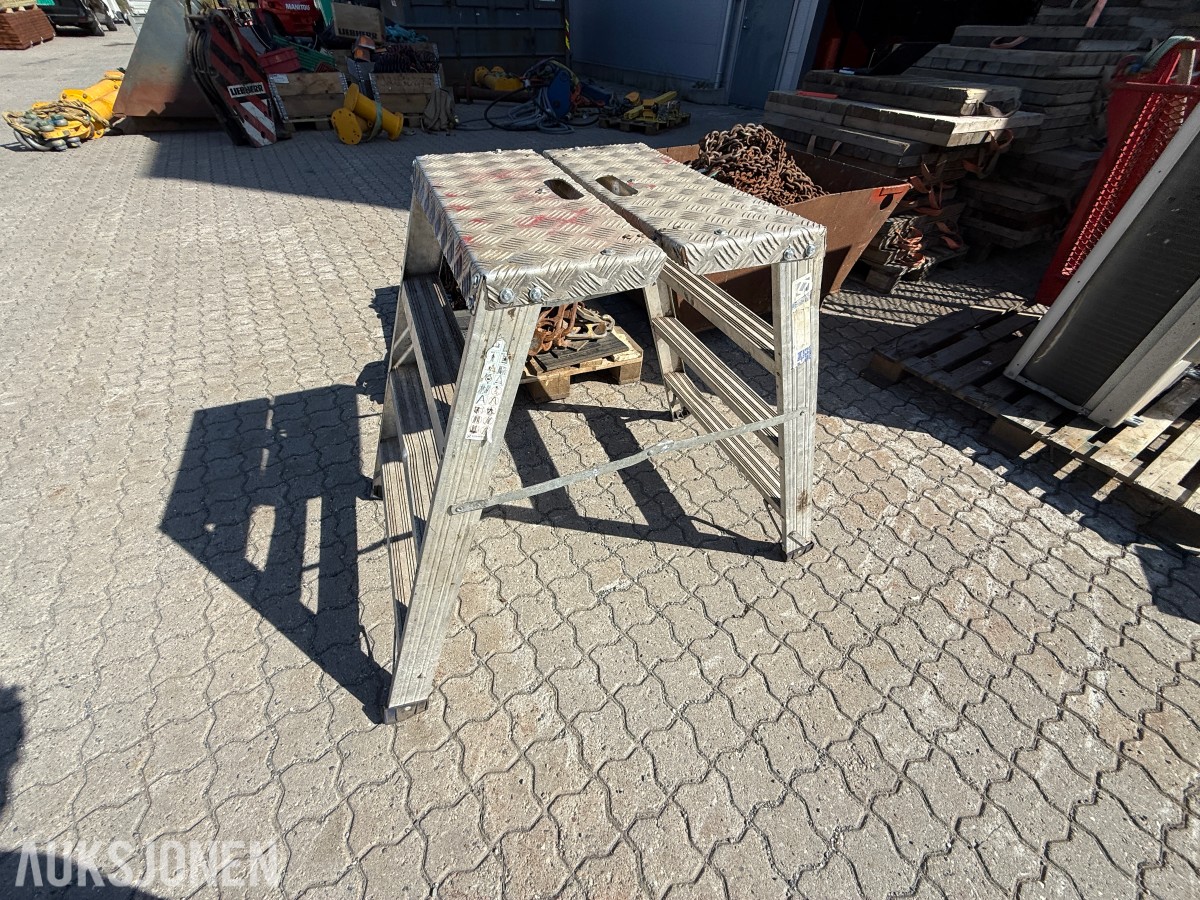 Arbeidsbukk/stige i aluminium