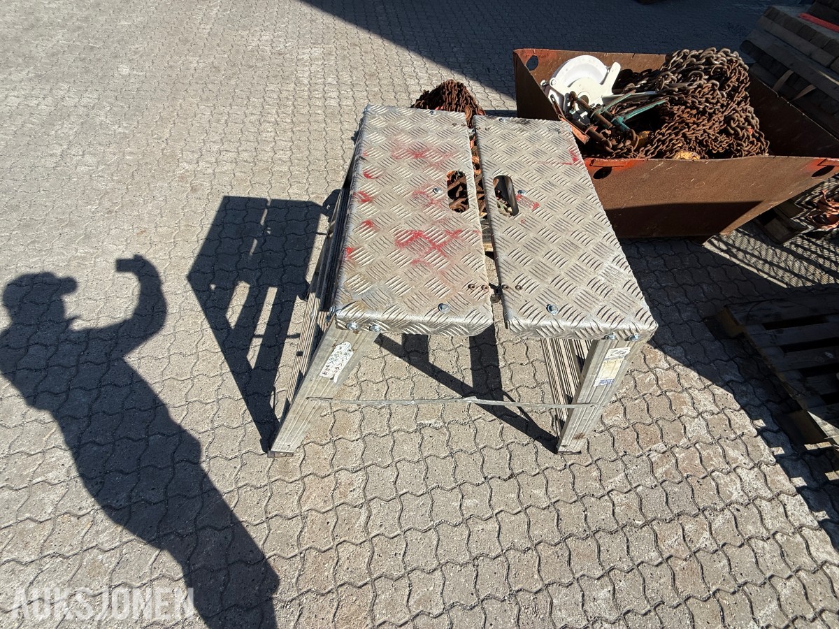 Arbeidsbukk/stige i aluminium