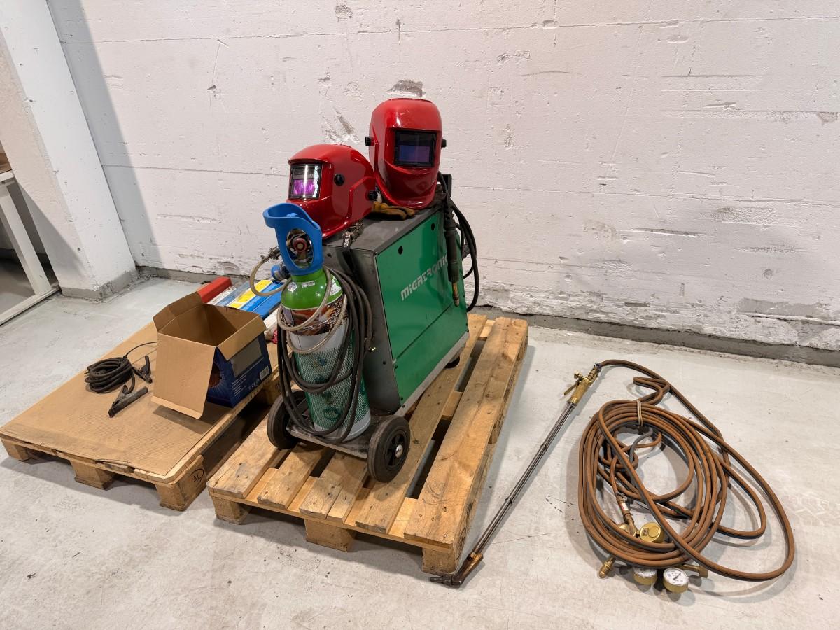 Migatronic Automig 273 MIG/MAG sveiseapparat med sveiseutstyr