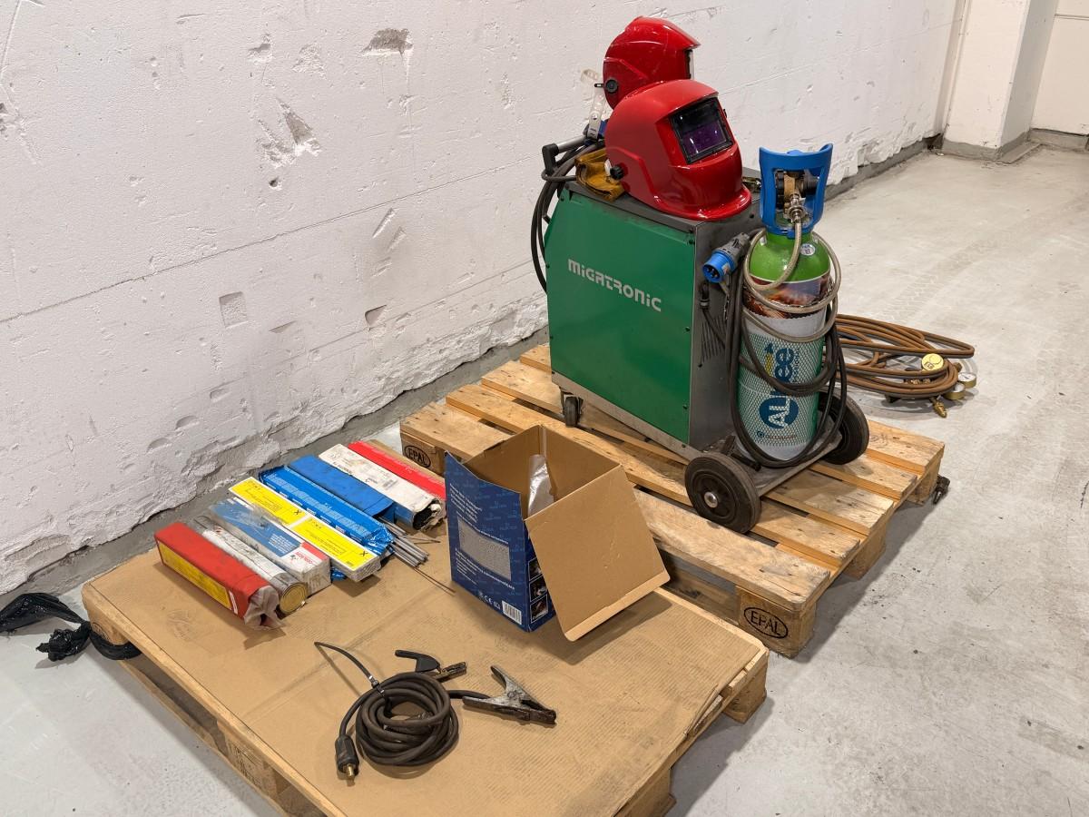 Migatronic Automig 273 MIG/MAG sveiseapparat med sveiseutstyr