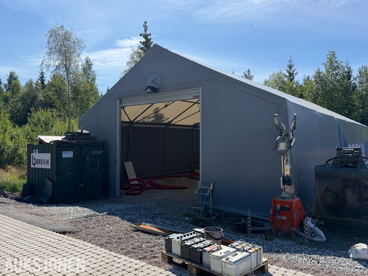 2014 RHA-Hall ventilert telt med elektrisk port / 10x21x3,35