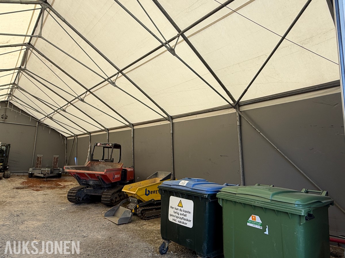 2014 RHA-Hall ventilert telt med elektrisk port / 10x21x3,35