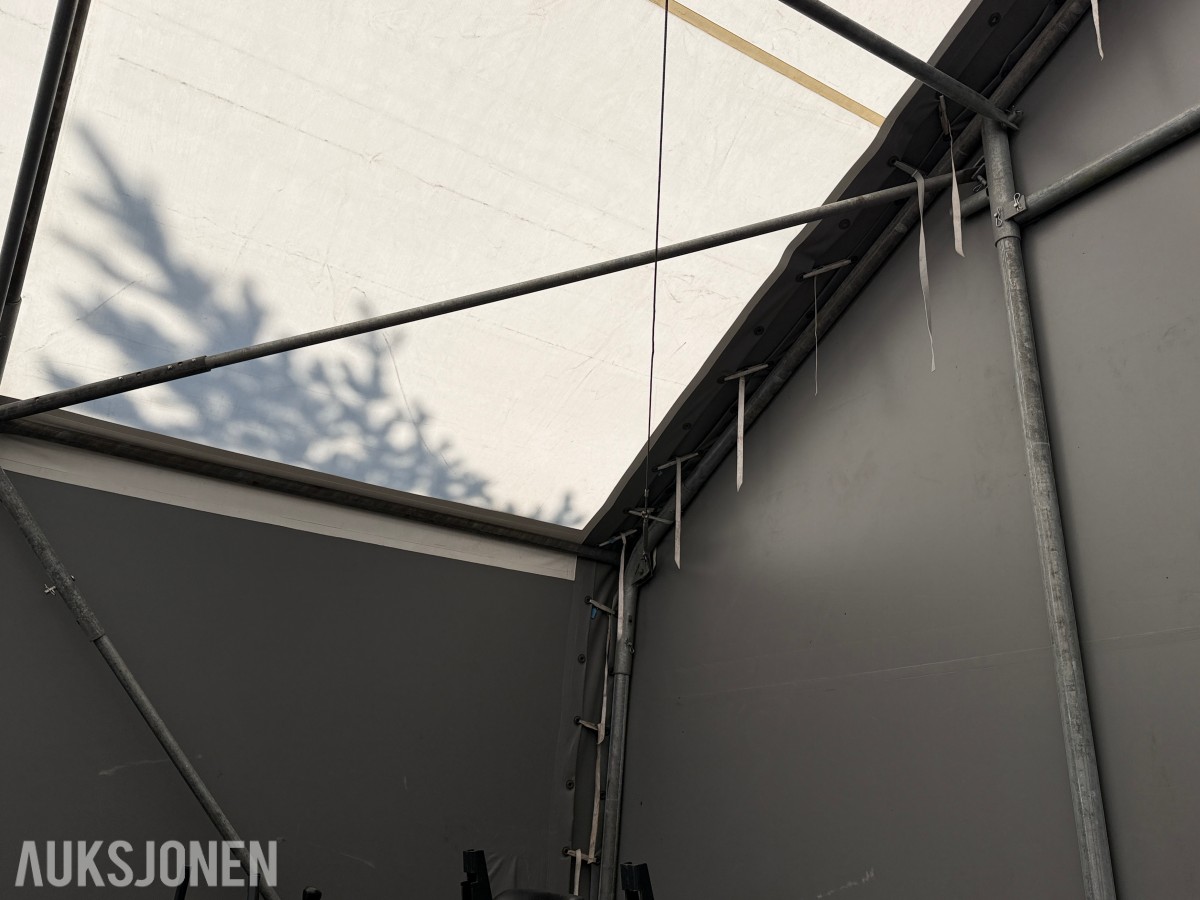 2014 RHA-Hall ventilert telt med elektrisk port / 10x21x3,35