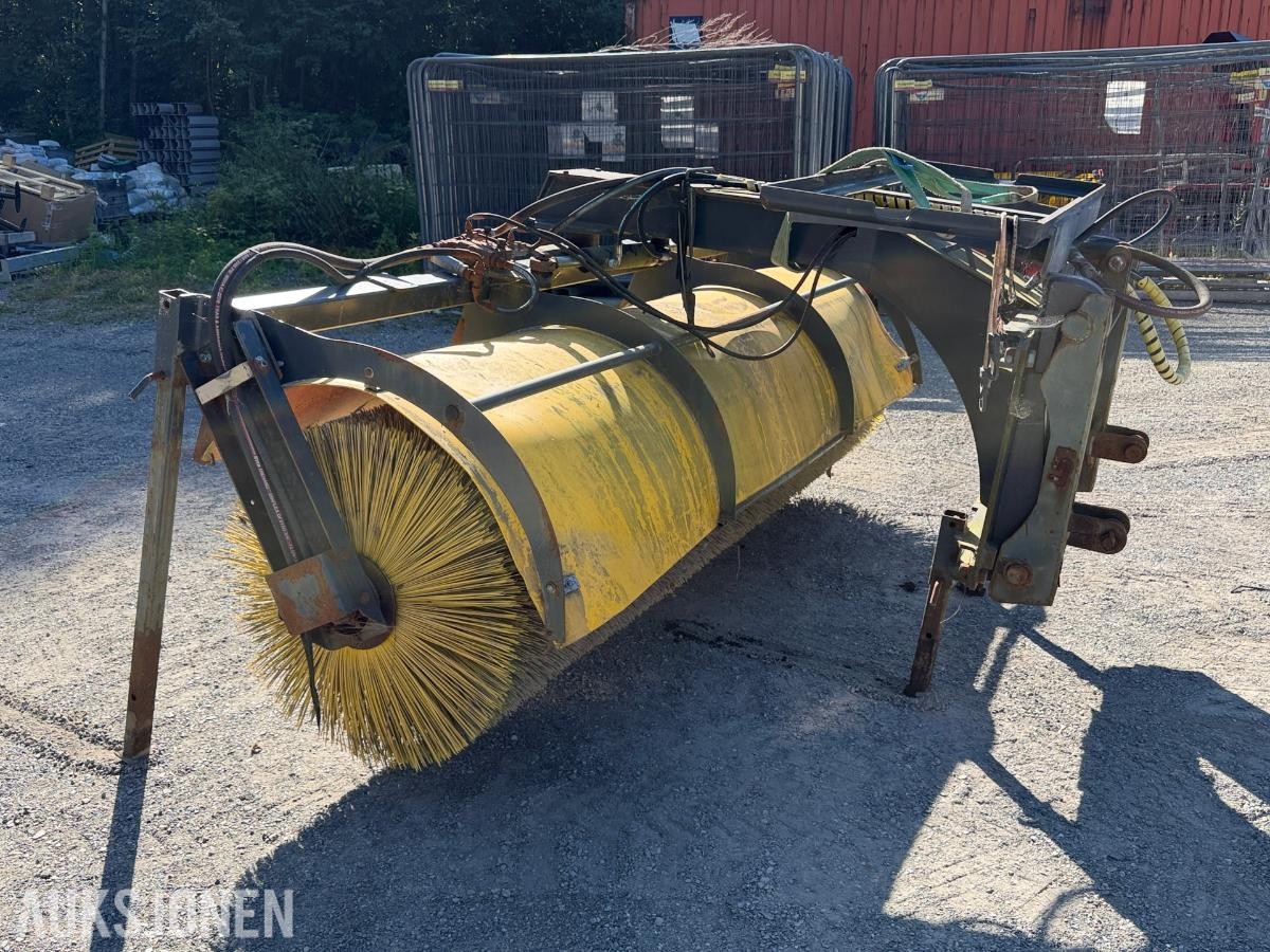 2018 Stark AH3000S feiekost med BM-feste