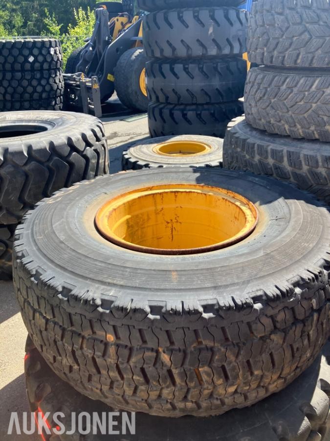 Reservefelg med Vinterdekk Volvo L60 20,5R25 Passer Volvo L60