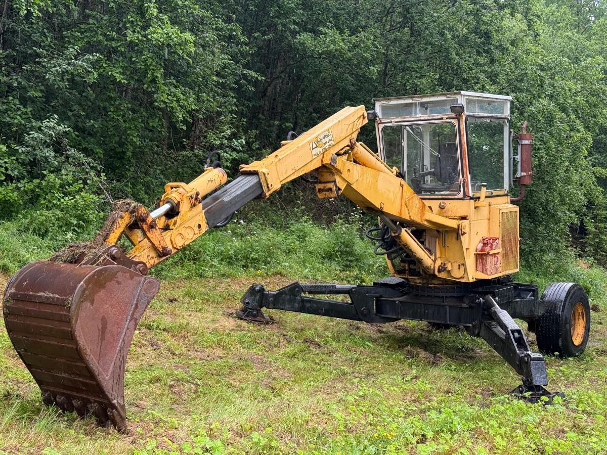 1985 - Menzi Muck 5000 T1 – Gåmaskin / Spindelgraver
