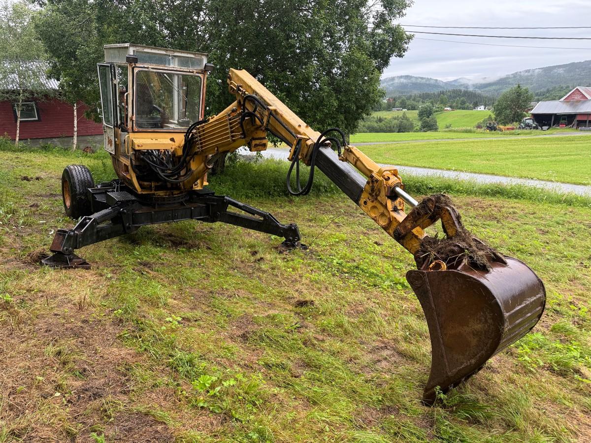 1985 - Menzi Muck 5000 T1 – Gåmaskin / Spindelgraver