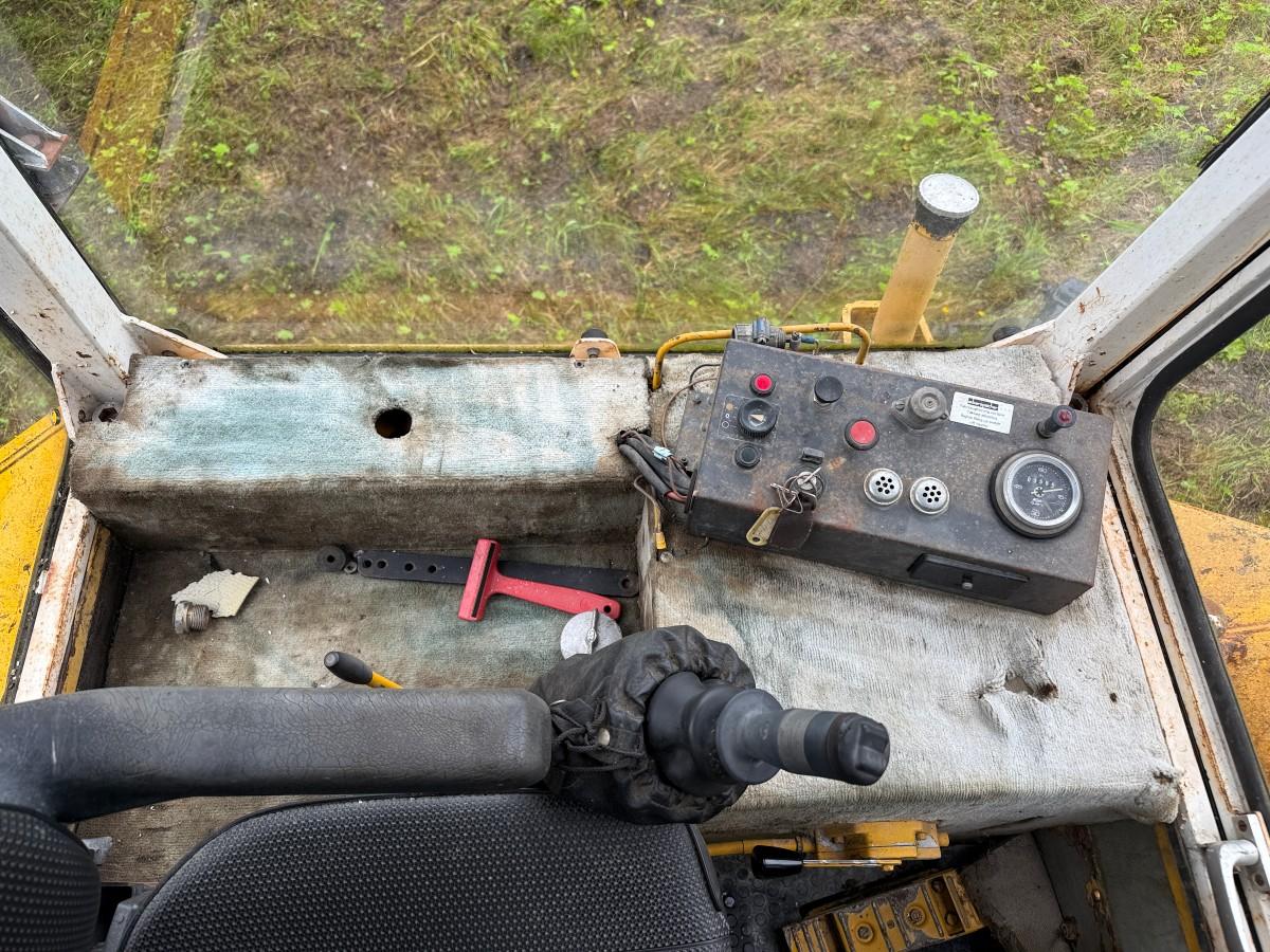 1985 - Menzi Muck 5000 T1 – Gåmaskin / Spindelgraver