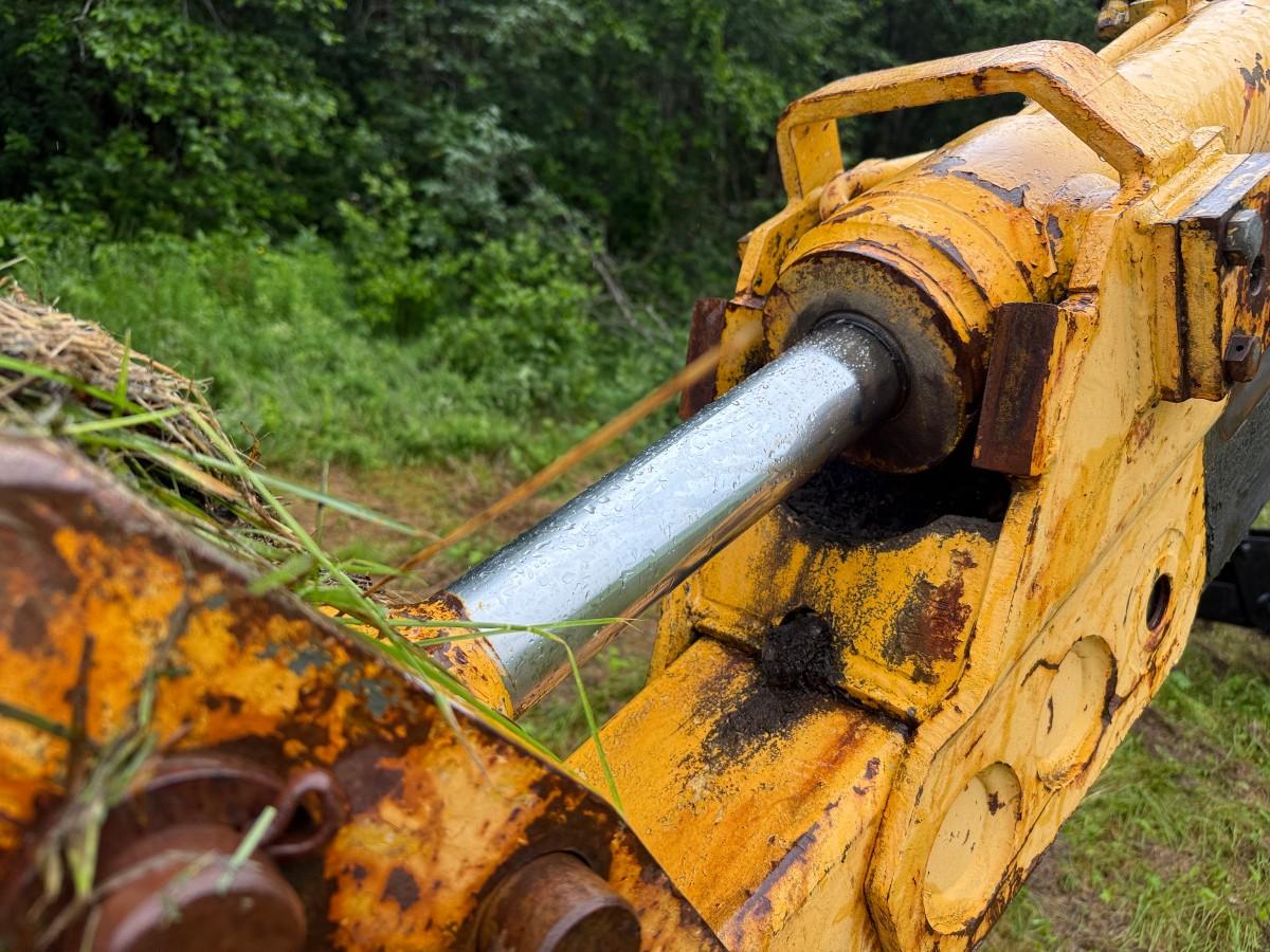 1985 - Menzi Muck 5000 T1 – Gåmaskin / Spindelgraver