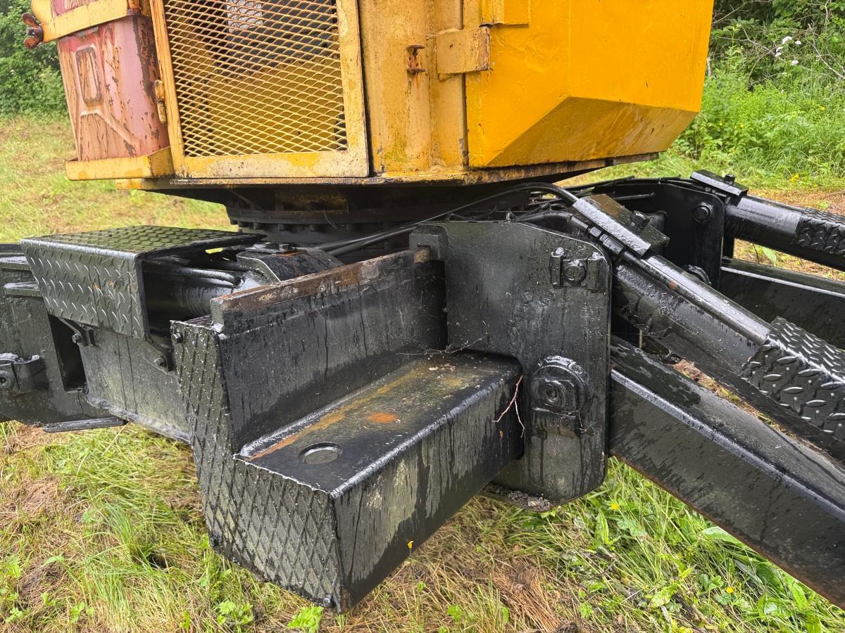 1985 - Menzi Muck 5000 T1 – Gåmaskin / Spindelgraver