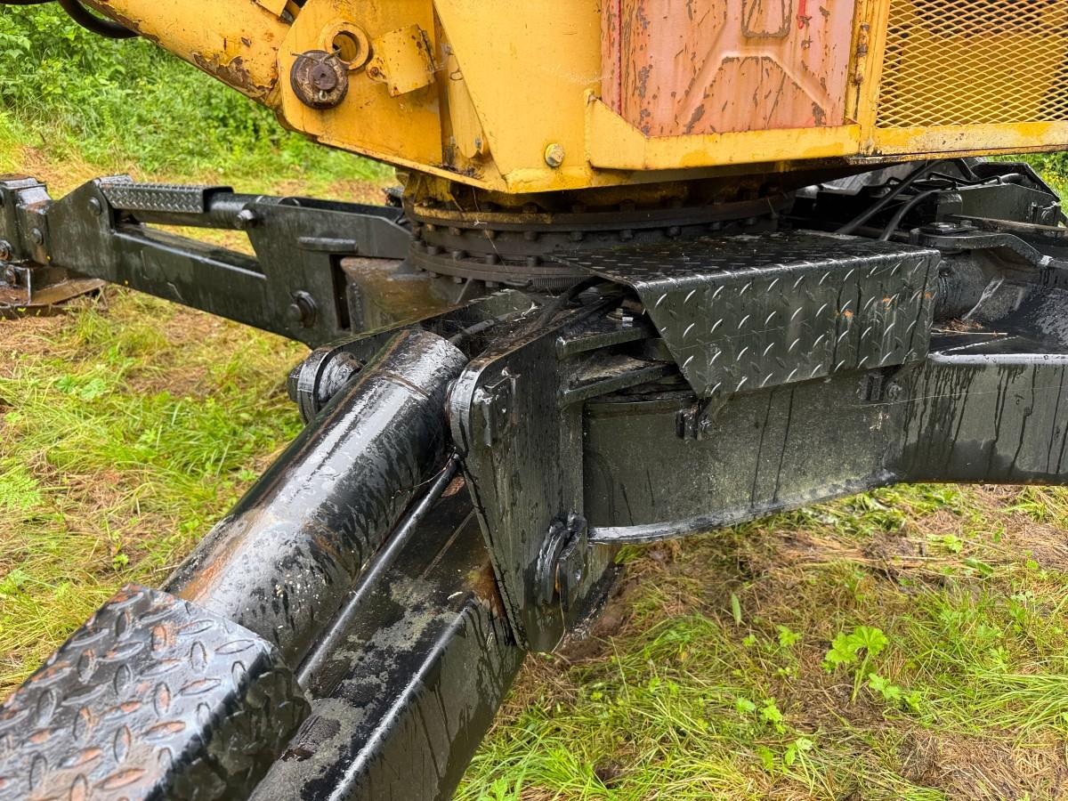 1985 - Menzi Muck 5000 T1 – Gåmaskin / Spindelgraver