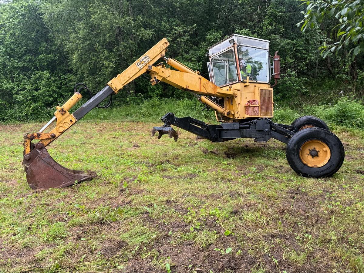 1985 - Menzi Muck 5000 T1 – Gåmaskin / Spindelgraver