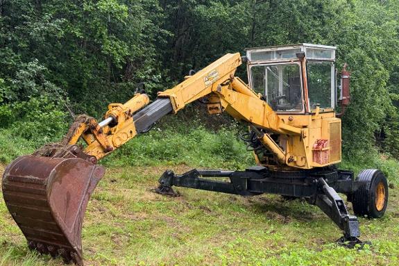 1985 - Menzi Muck 5000 T1 – Gåmaskin / Spindelgraver